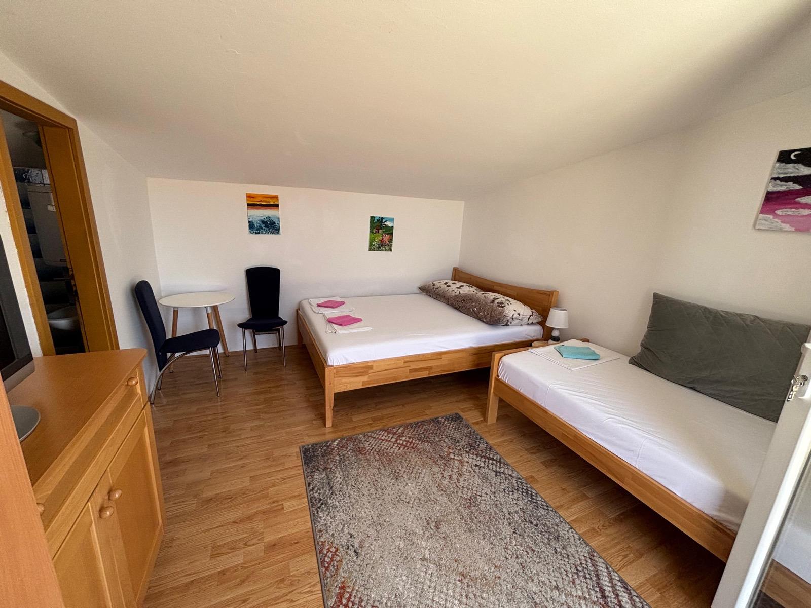 Potkrovlje I spavaća soba