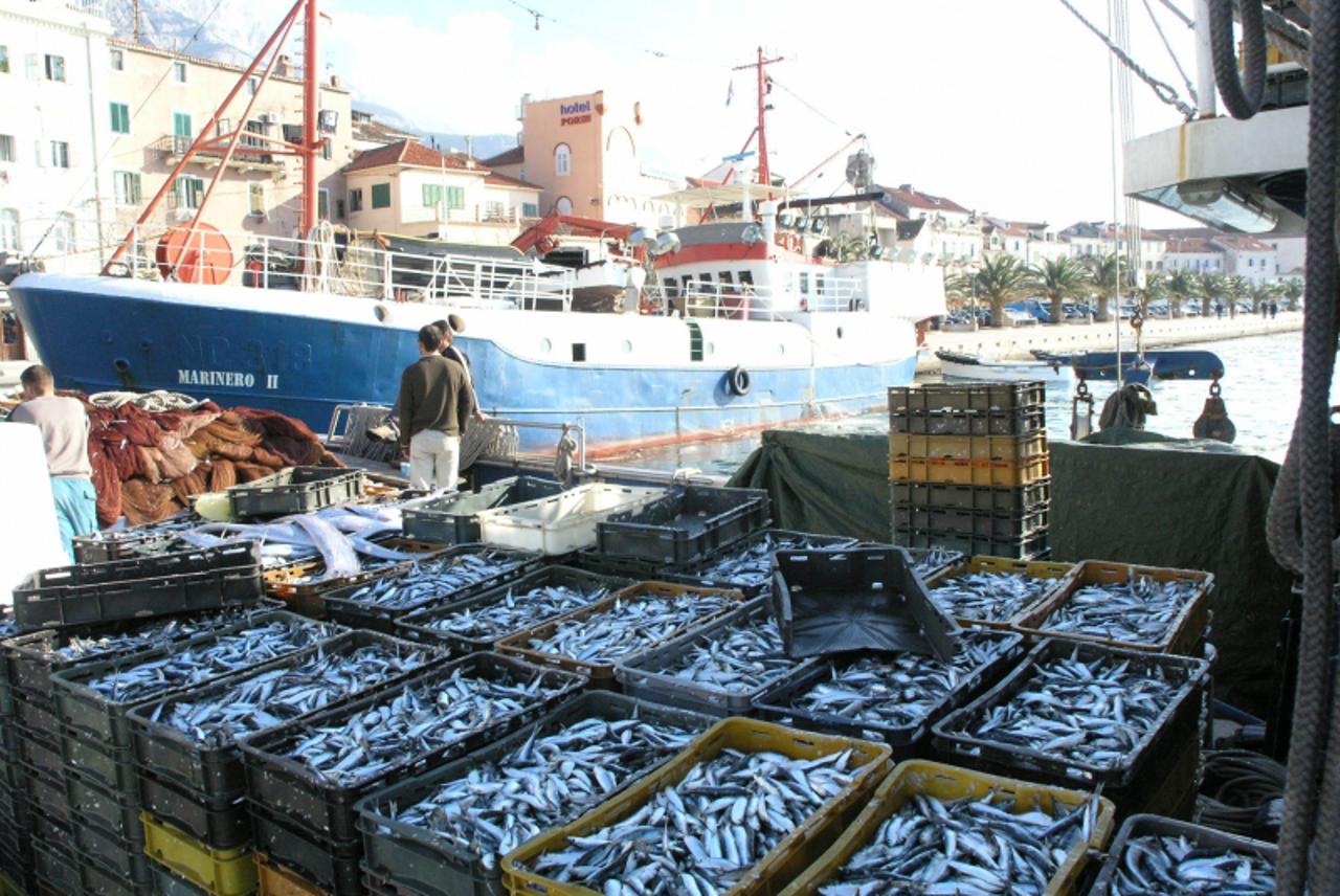 Makarska plaža i riva